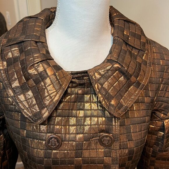 Vertigo Paris Bronze Amelia Metallic cropped sleeve trench jacket, Size Small - Picture 4 of 16